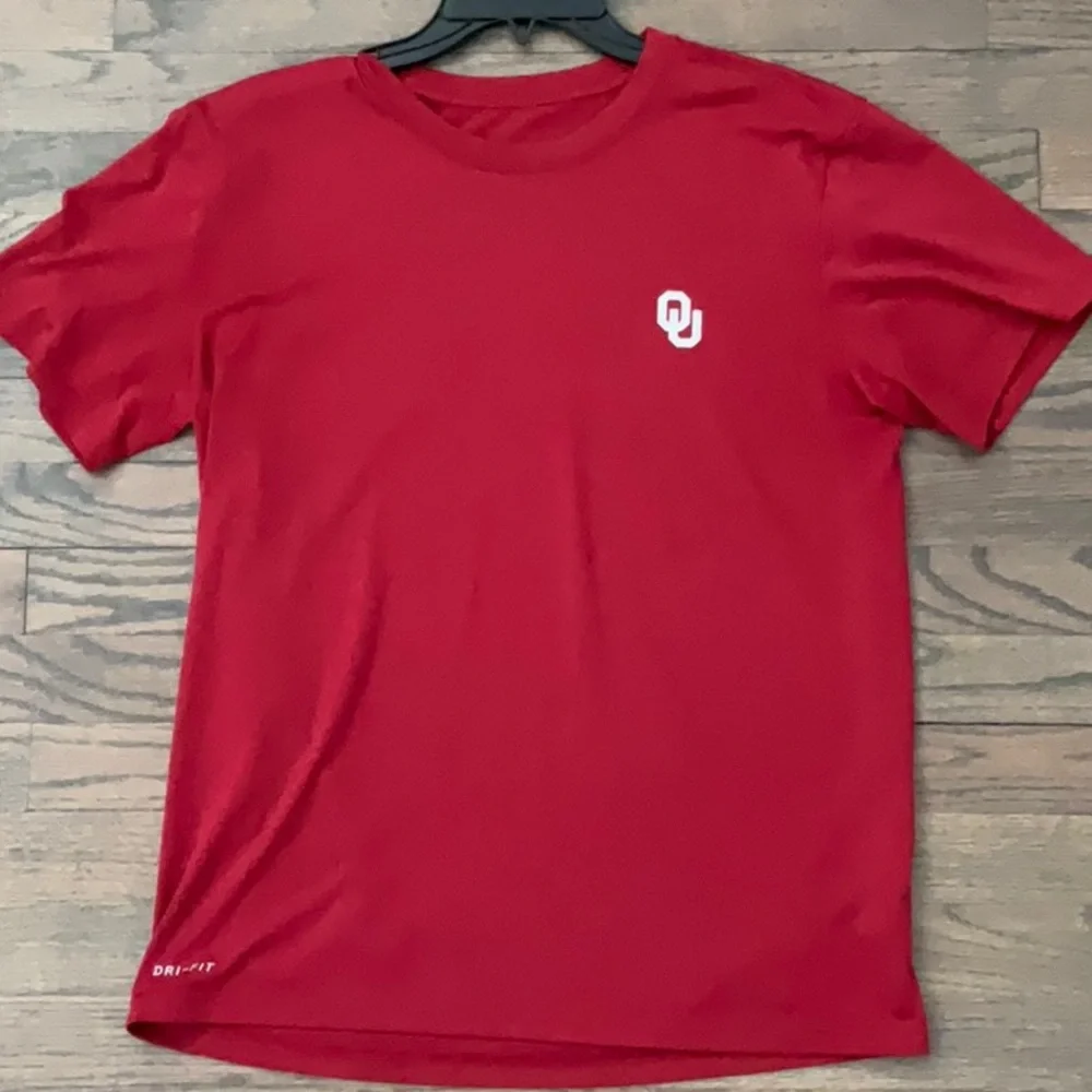 Jordan Men's Red Short Sleeve Tee